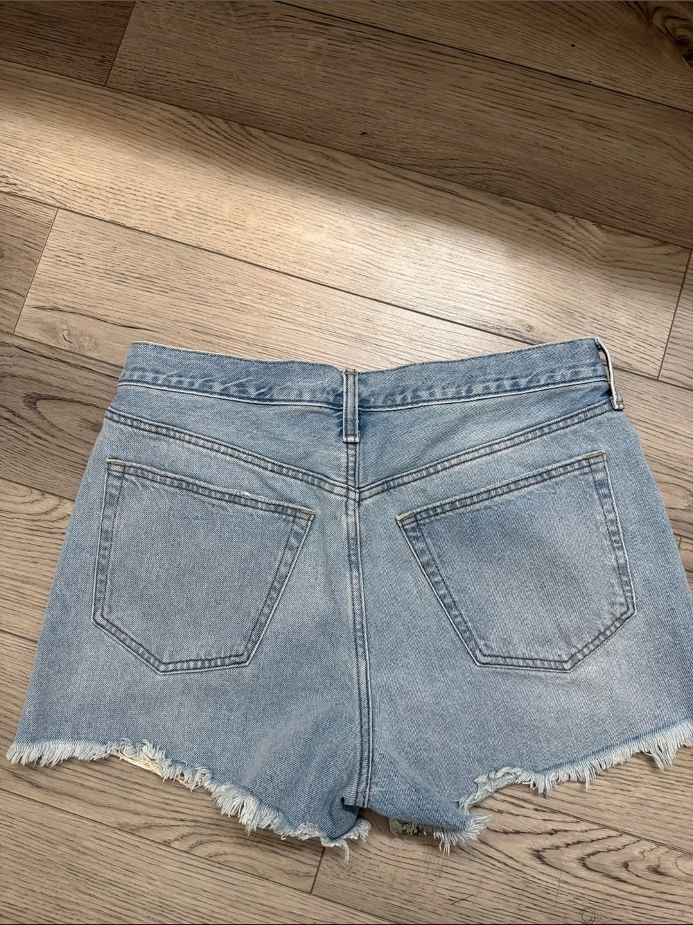 Universal Thread Light Blue Distressed Denim Shorts 90’s baggy short